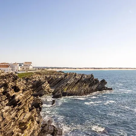 Pillows Townhouse Penzion Peniche