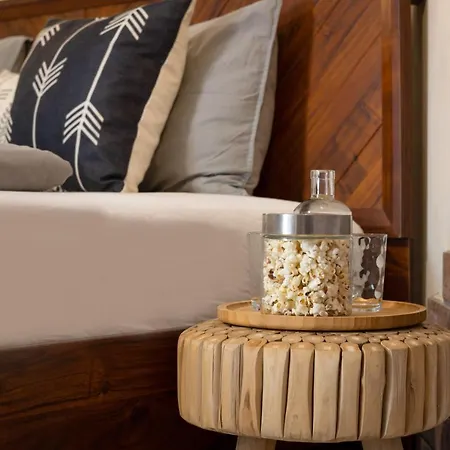 Guest house Pillows *