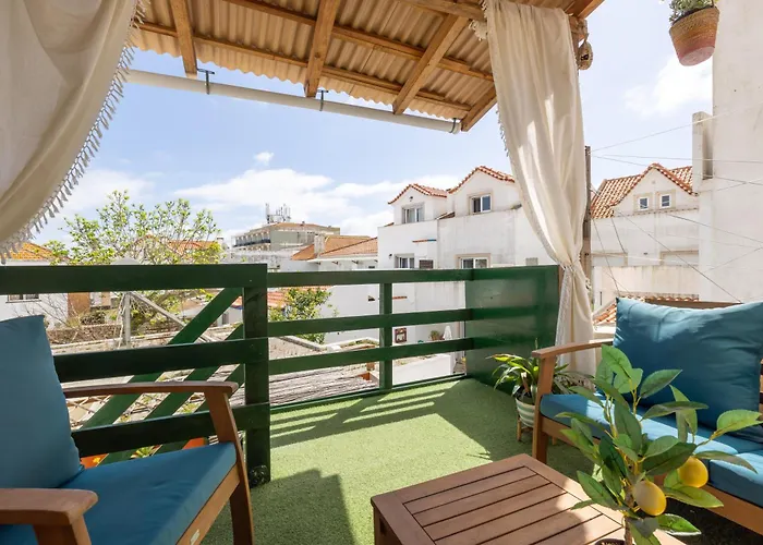 Pillows בית הארחה